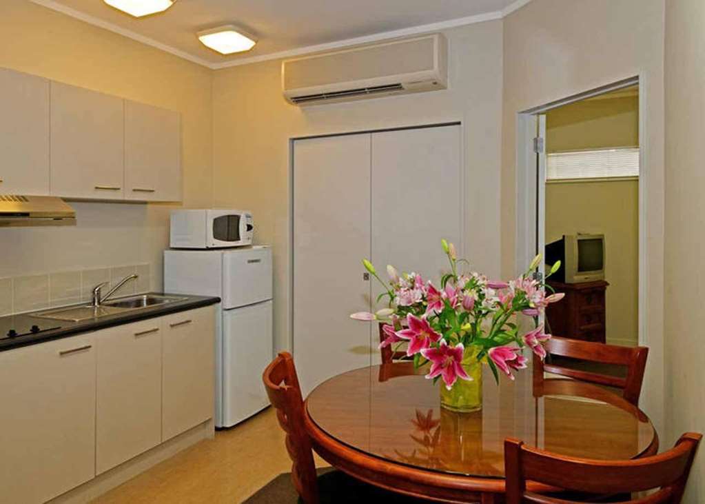 Kudos Business Suites & Airport Motel Auckland Bilik gambar